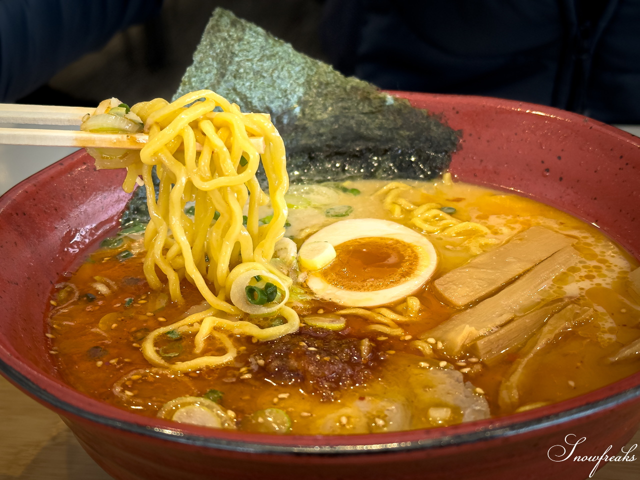 2026【4FRNT GUERRILLA RIDE EVENT】｜アメリカからやってきたゲストライダーたちが、サッポロテイネを滑る、飛ぶ！！